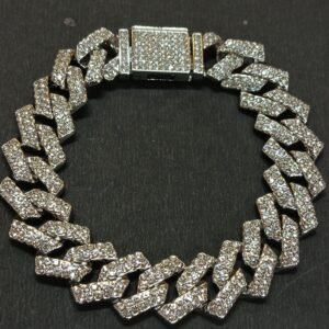 Stylish Bracelet With American Diamond Studded