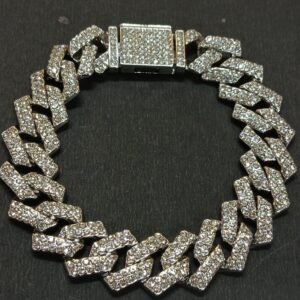 Stylish Bracelet With American Diamond Studded