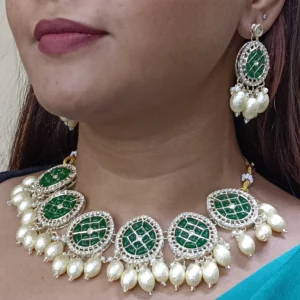 Kundan Studded Gold Plated Necklace Set