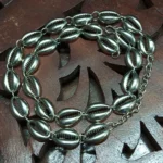 Elegant Metallic Cowrie Shell Anklet