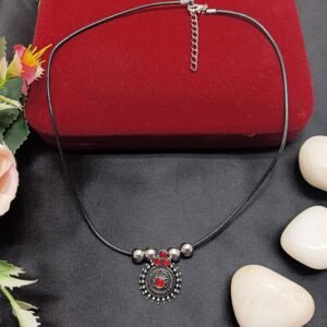 Filigree Pendant Necklace with Red Stones