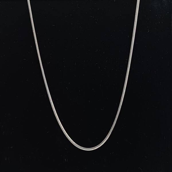 Lightweight & Durable Men’s Silver-Tone Chain