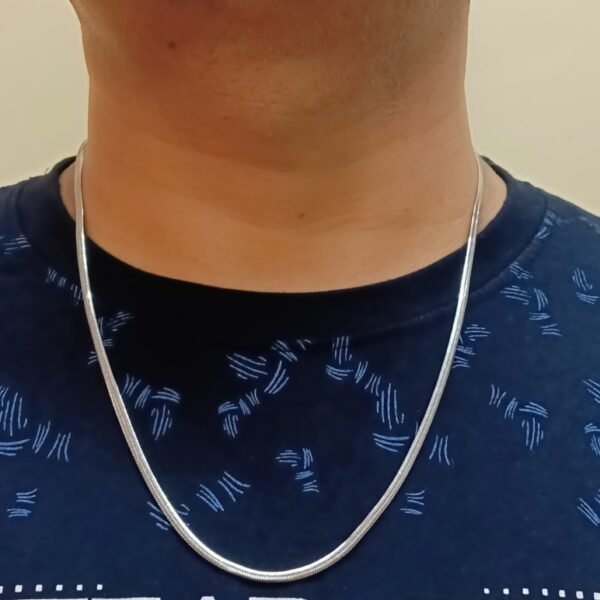 Lightweight & Durable Men’s Silver-Tone Chain