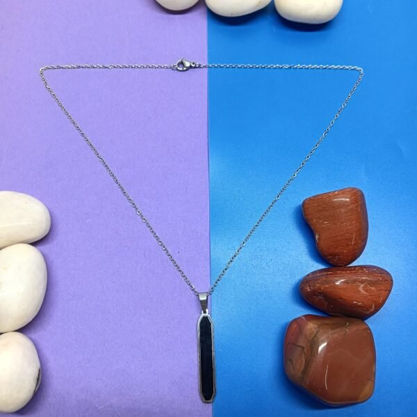 Men’s Sleek Minimalist Pendant