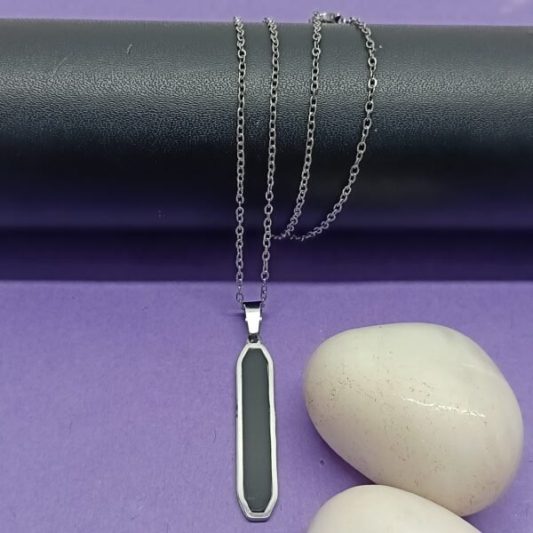 Men’s Sleek Minimalist Pendant