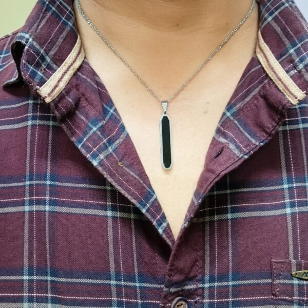 Men’s Sleek Minimalist Pendant