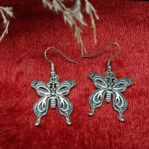 Vintage-Inspired Butterfly Dangle Earrings