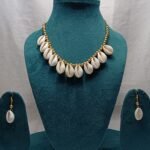 Handcrafted Cowrie Shell Jewelry Set