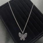 Delicate & Nature Inspired Pendant