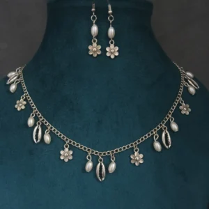 Silver-Toned Cowrie & Beaded Boho Set