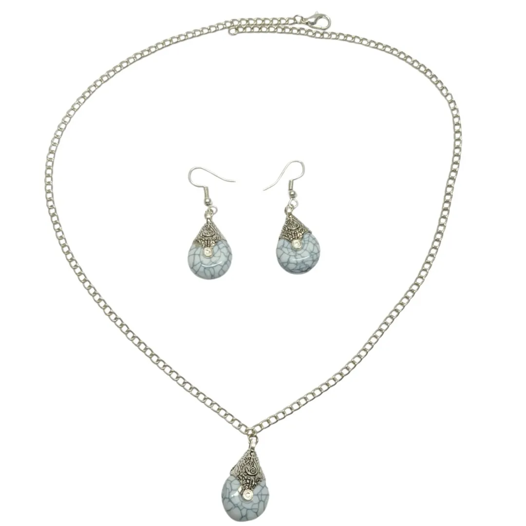 Elegant Teardrop Grey Stone Pendant Set