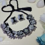 Black & White Resin Choker Necklace Set