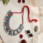 Floral Resin Choker Necklace Set for Women