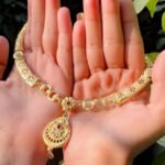 Traditional Gold-Tone Temple Jewelry Set