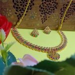 Traditional Temple Jewelry Set for Women