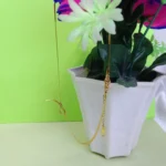 Minimal Gold-Tone Chain With Bow Accent