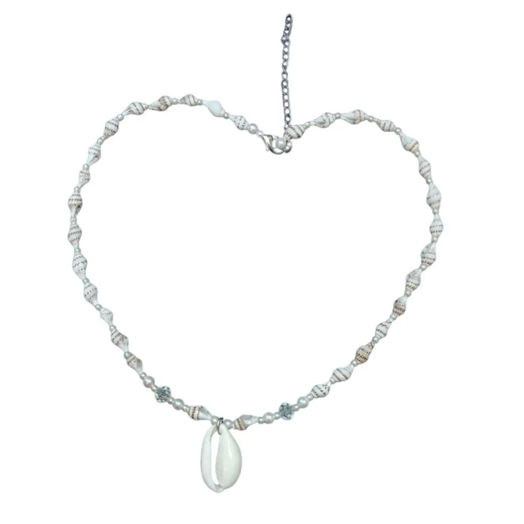 Handcrafted Beach Style Shell Necklace