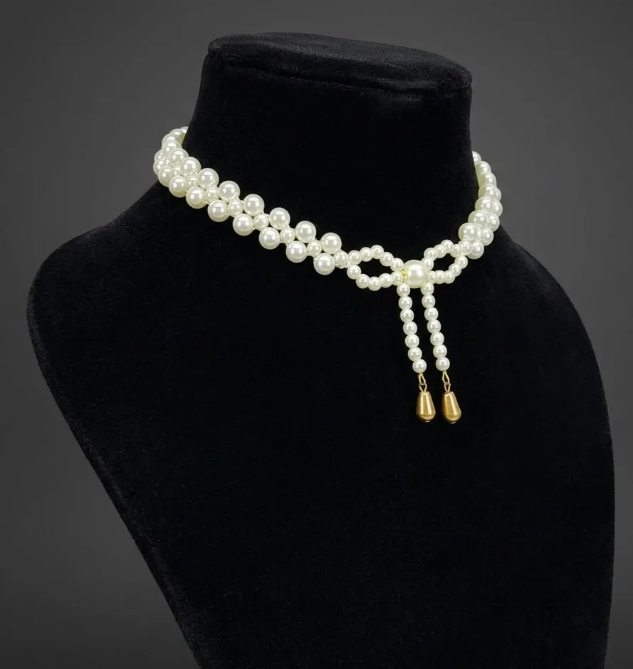 Stylish Pearl & Beaded Bow Necklace